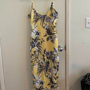 Missguided Yellow Floral Tropical Midi Dress with Slit